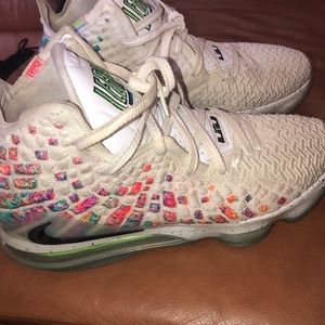 Used Nike LeBron 17 Air Command Force